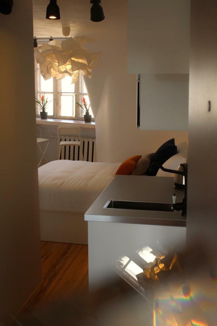 Appartement Is Where The Heart Is *